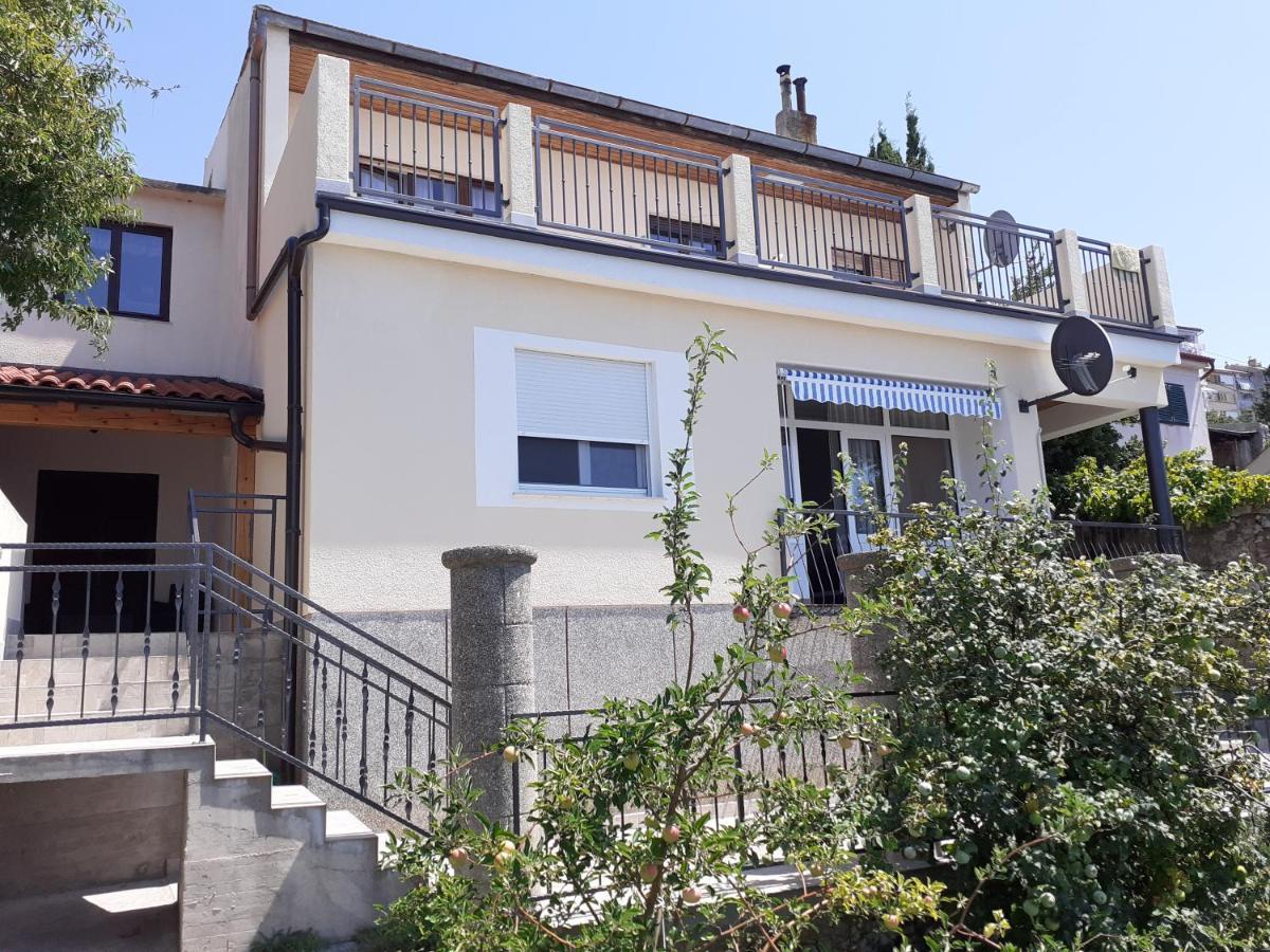 Apartman Helena セニ エクステリア 写真